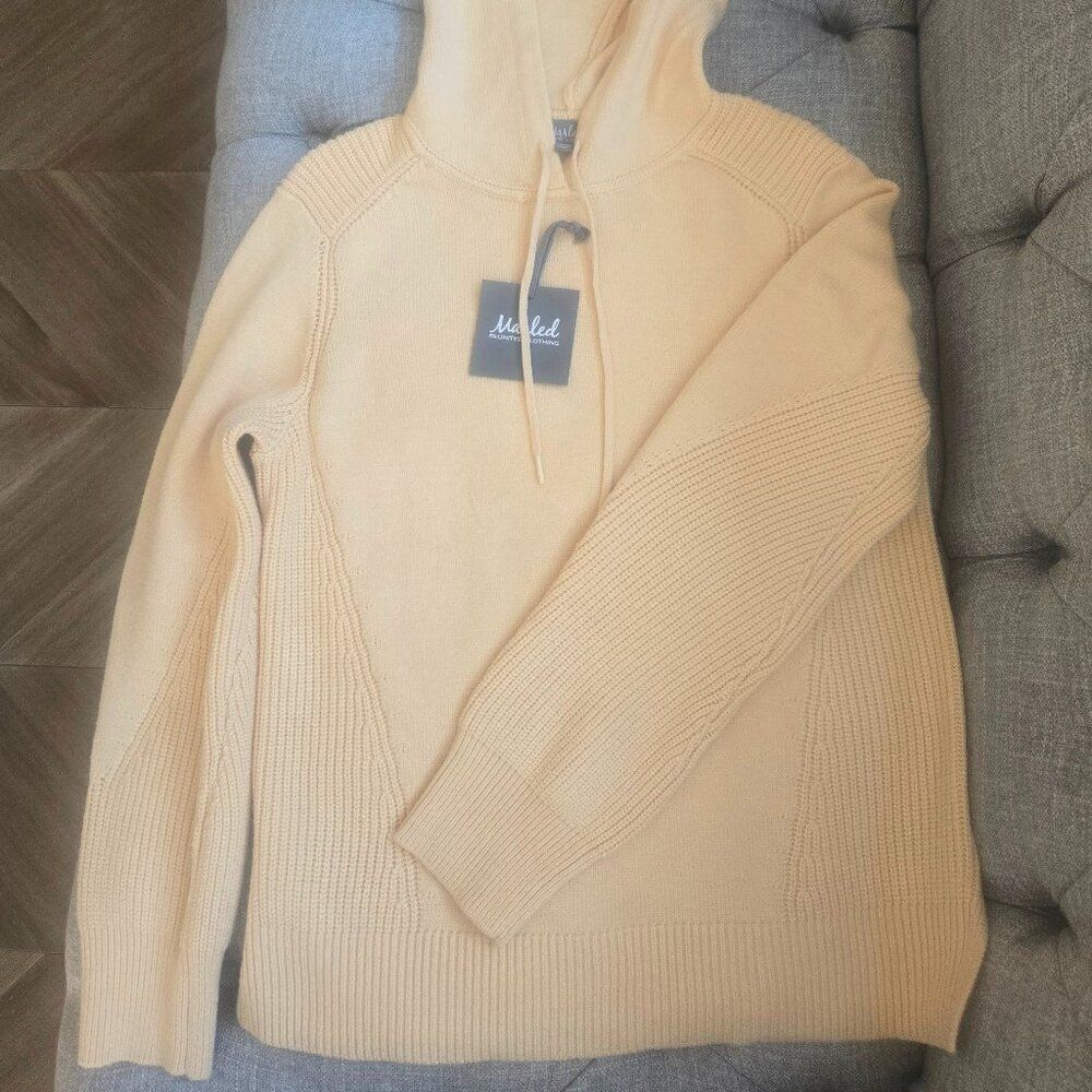 NWT Marled sweater with hoodie